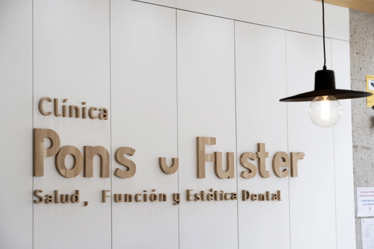 instalaciones clinica dental pons fuster murcia (21)