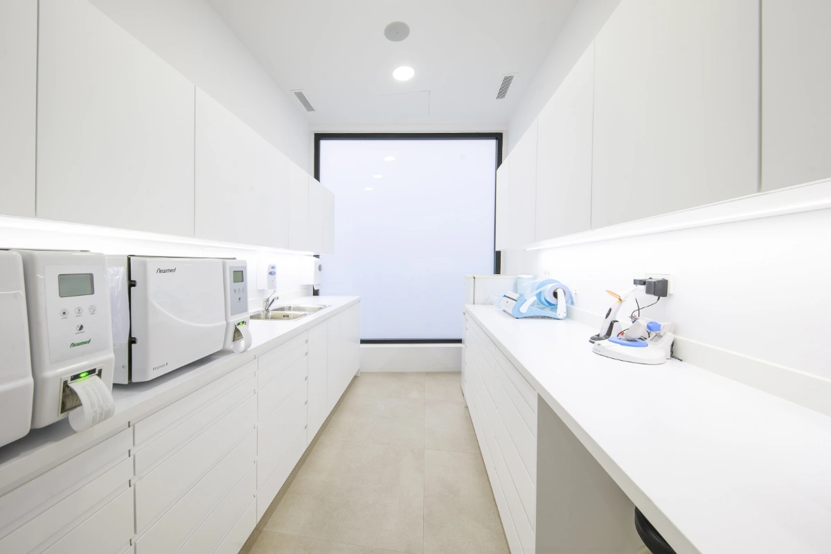 instalaciones clinica dental pons fuster murcia (8)